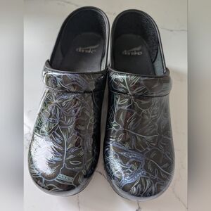 Dansko Professional Clogs in Patent Tropical Leaf